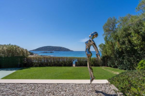 The Every Athens Beachfront Retreat